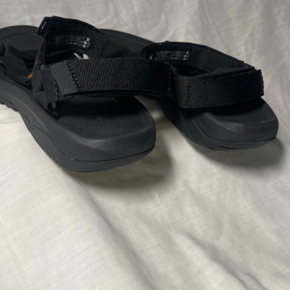 Teva Men’s Hurricane XLT2 Black Velcro Sandal. Size 13. New In Box - Picture 6 of 8